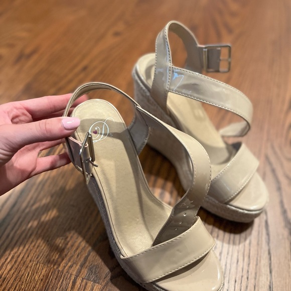 Wedges - Picture 4 of 4